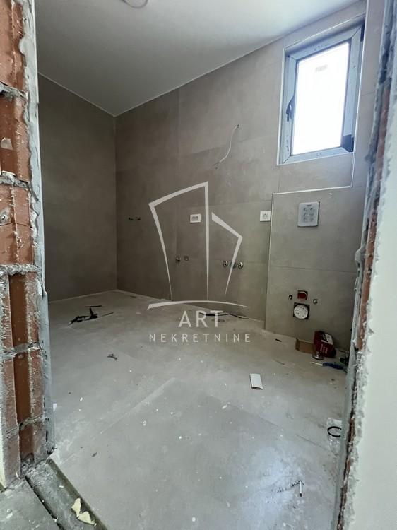 Stan na prodaju u Beogradu, Vračar, trosoban, 78m2, cena 270000 evra
