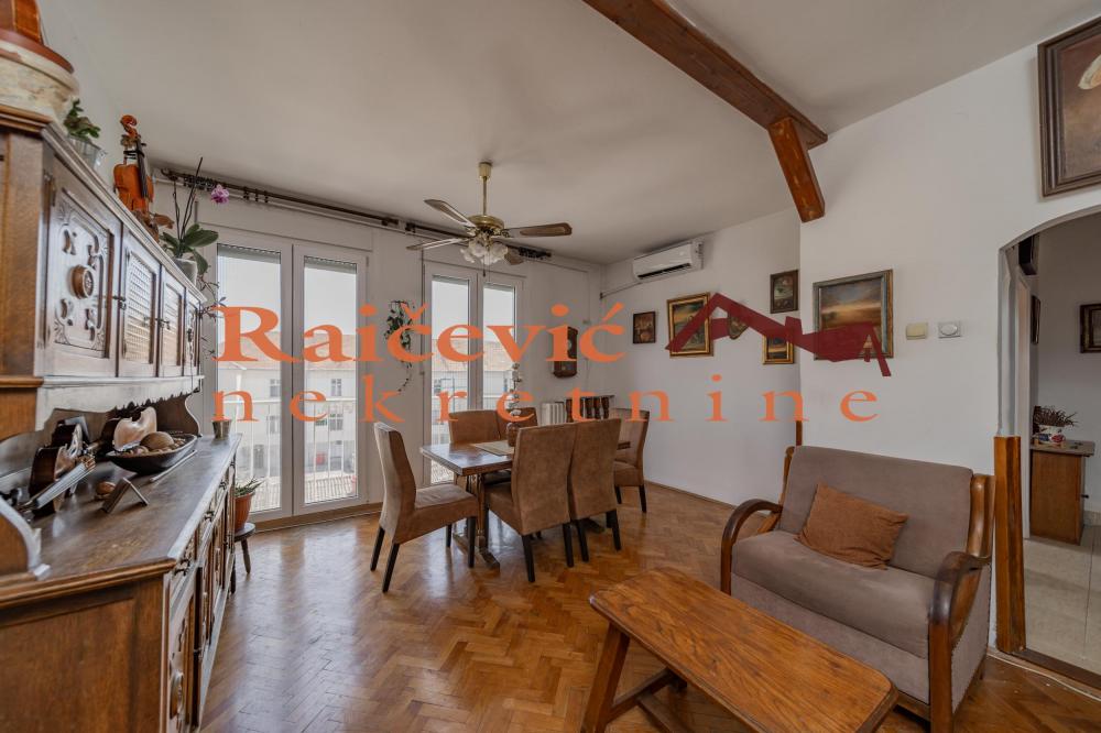 Stan na prodaju u Beogradu, Beograd (centar), dvoiposoban, 68m2, cena 229000 evra