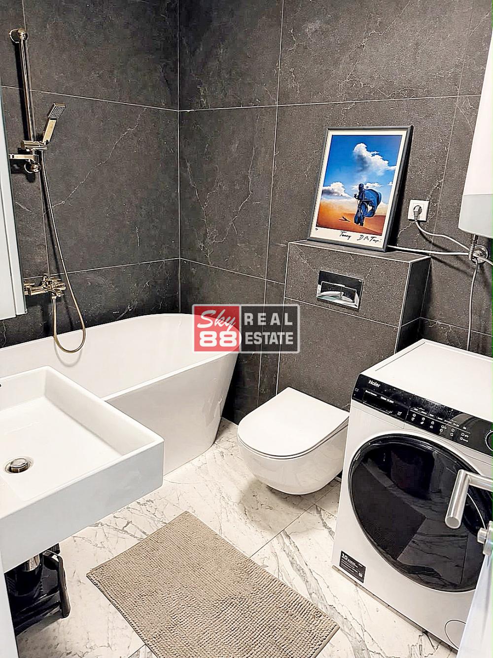 Stan na prodaju u Beogradu, Vračar, trosoban, 69m2, cena 315000 evra
