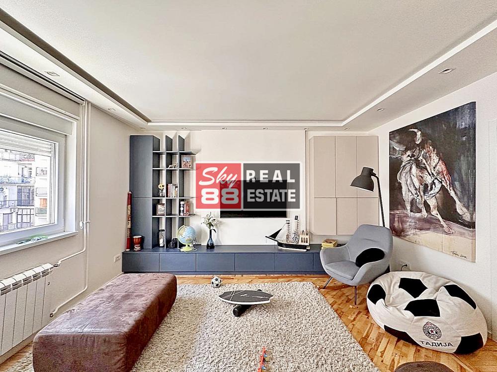 Stan na prodaju u Beogradu, Stari grad, 172m2, cena 540000 evra