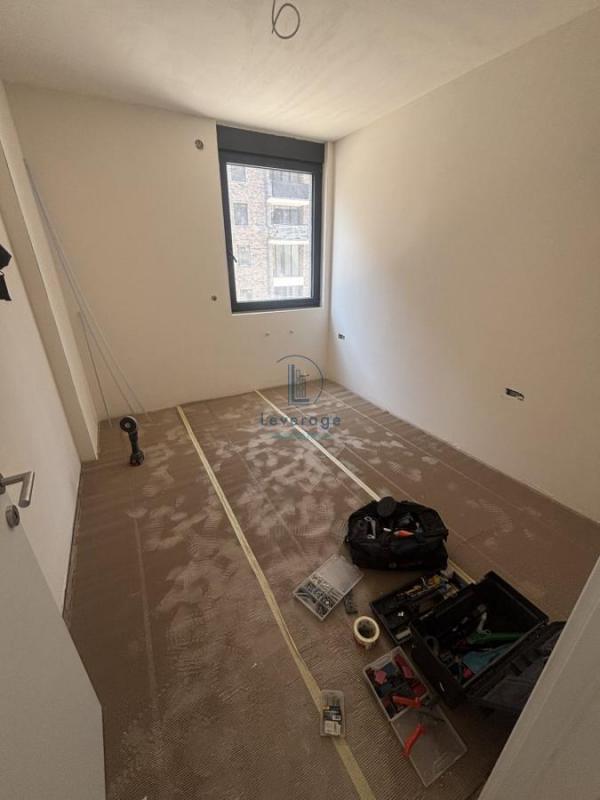 Stan na prodaju u Beogradu, Višnjička banja, trosoban, 65m2, cena 205000 evra