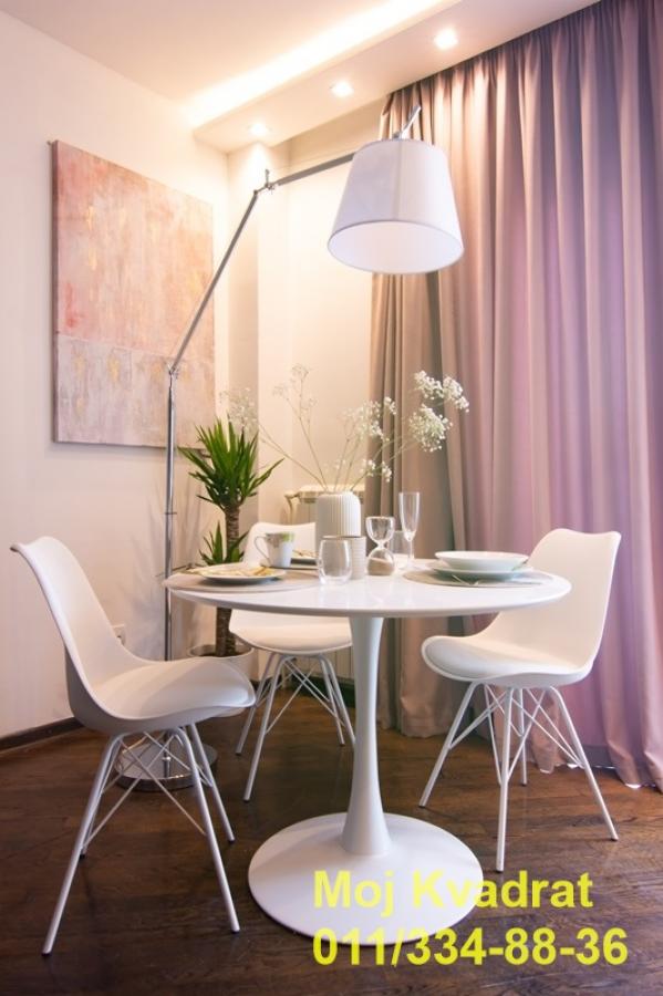 Stan na prodaju u Beogradu, Beograd (Trg Republike), cetvorosoban, 142m2, cena 537000 evra