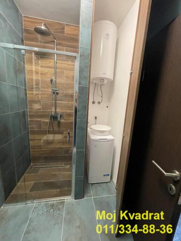Stan na prodaju u Beogradu, Beograd (Trg Republike), cetvorosoban, 142m2, cena 537000 evra