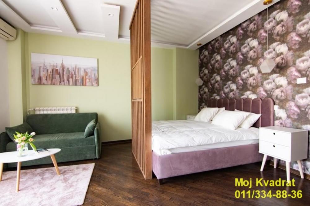 Stan na prodaju u Beogradu, Beograd (Trg Republike), cetvorosoban, 142m2, cena 537000 evra