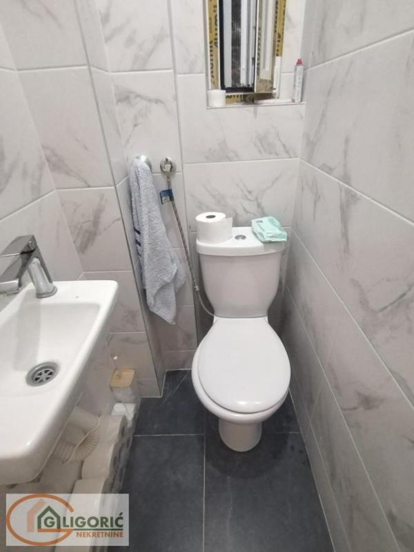 Stan na prodaju u Beogradu, Topličin venac, dvosoban, 65m2, cena 265000 evra