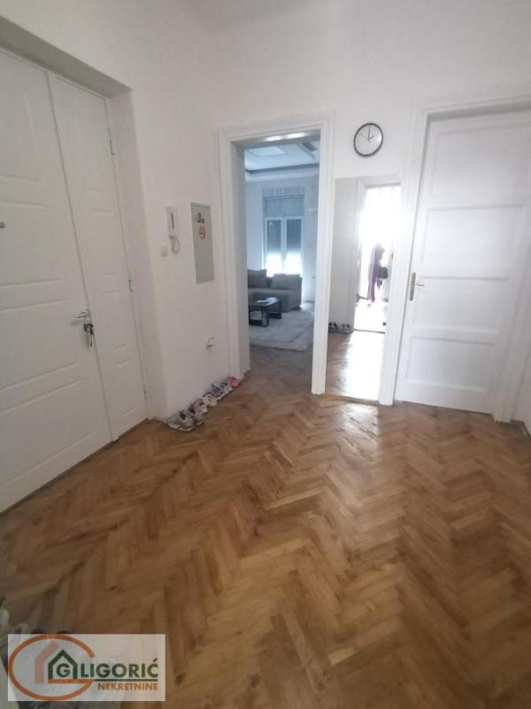 Stan na prodaju u Beogradu, Topličin venac, dvosoban, 65m2, cena 265000 evra