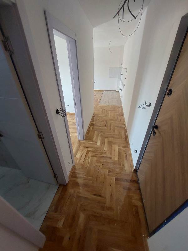 Stan na prodaju u Beogradu, Kaluđerica, jednoiposoban, 46m2, cena 87400 evra