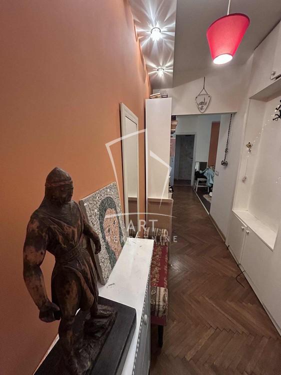 Stan na prodaju u Beogradu, Stari grad, dvoiposoban, 54m2, cena 280500 evra