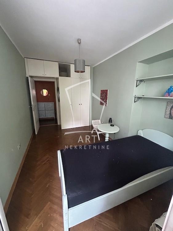 Stan na prodaju u Beogradu, Stari grad, dvoiposoban, 54m2, cena 280500 evra