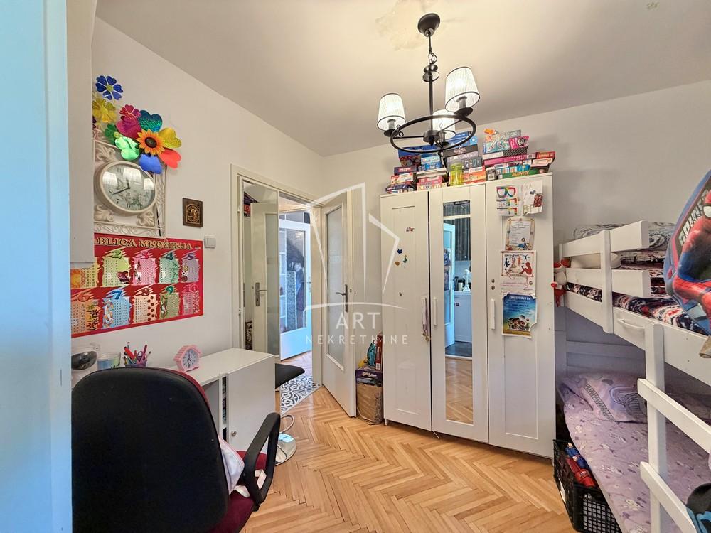 Stan na prodaju u Beogradu, Čukarica, jednosoban, 42m2, cena 157000 evra