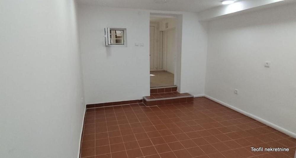 Stan na prodaju u Beogradu, Karaburma, jednosoban, 42m2, cena 105000 evra