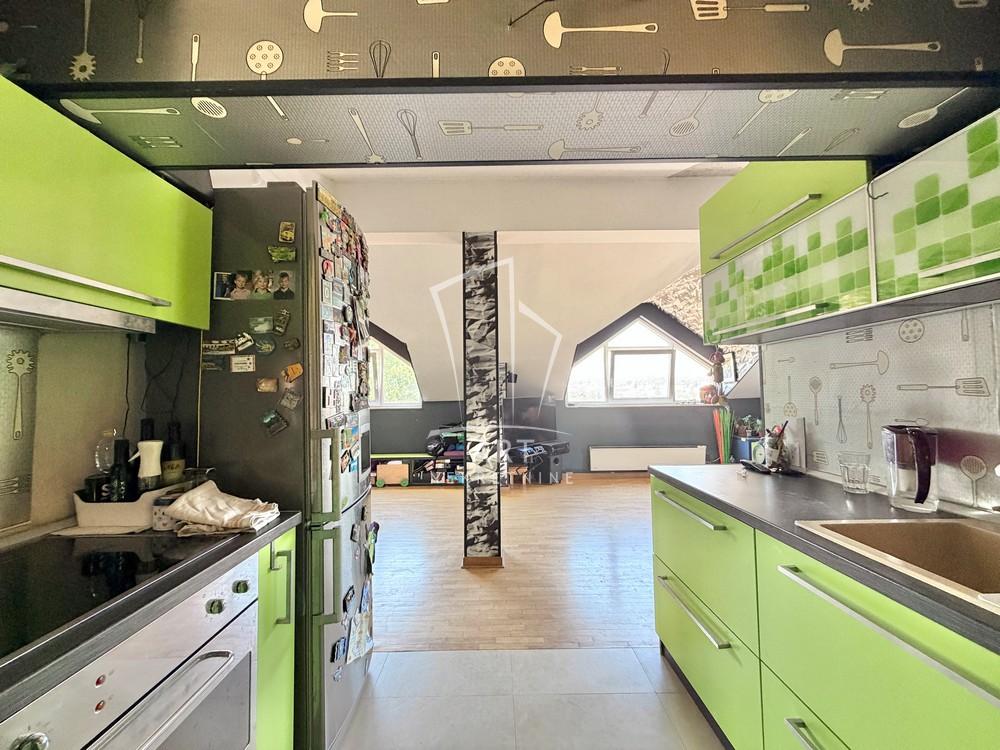 Stan na prodaju u Beogradu, Vračar, trosoban, 76m2, cena 288000 evra