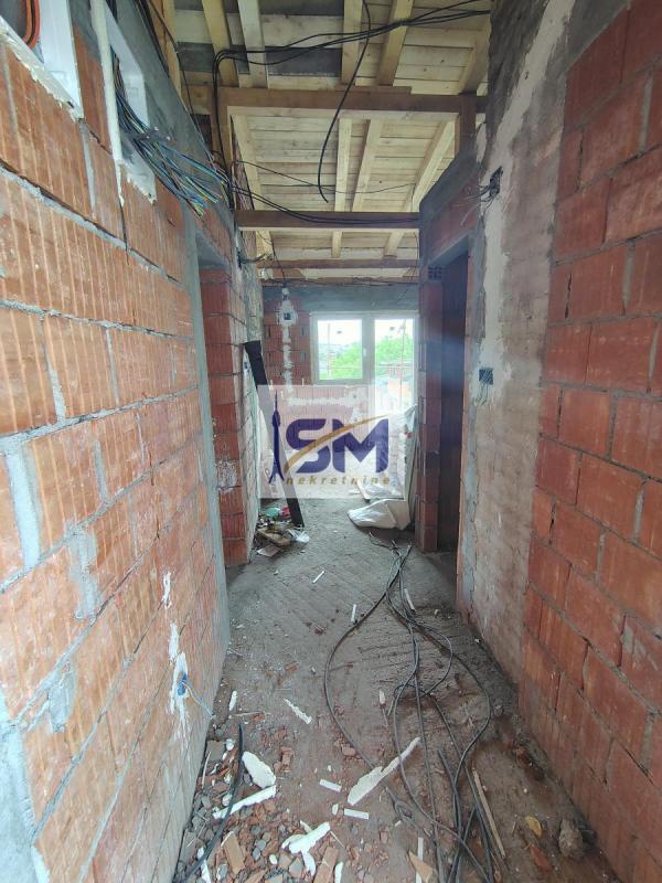 Stan na prodaju u Beogradu, Karaburma, dvosoban, 47m2, cena 112800 evra