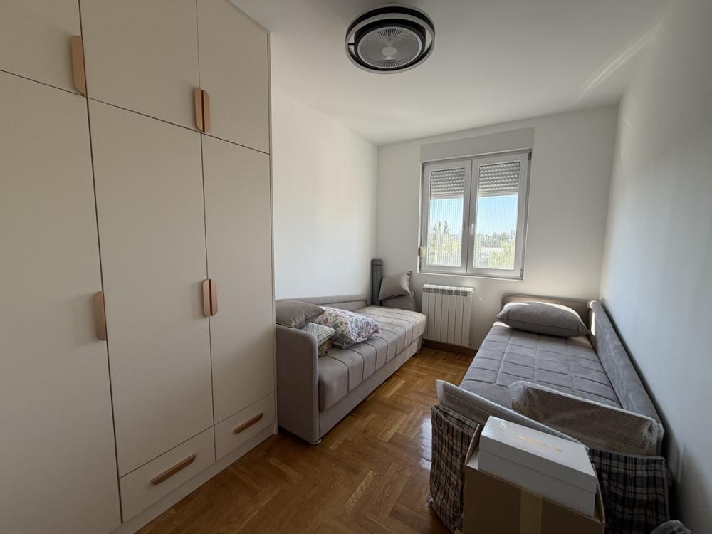 Stan na prodaju u Beogradu, Gornji grad, jednoiposoban, 36m2, cena 139680 evra