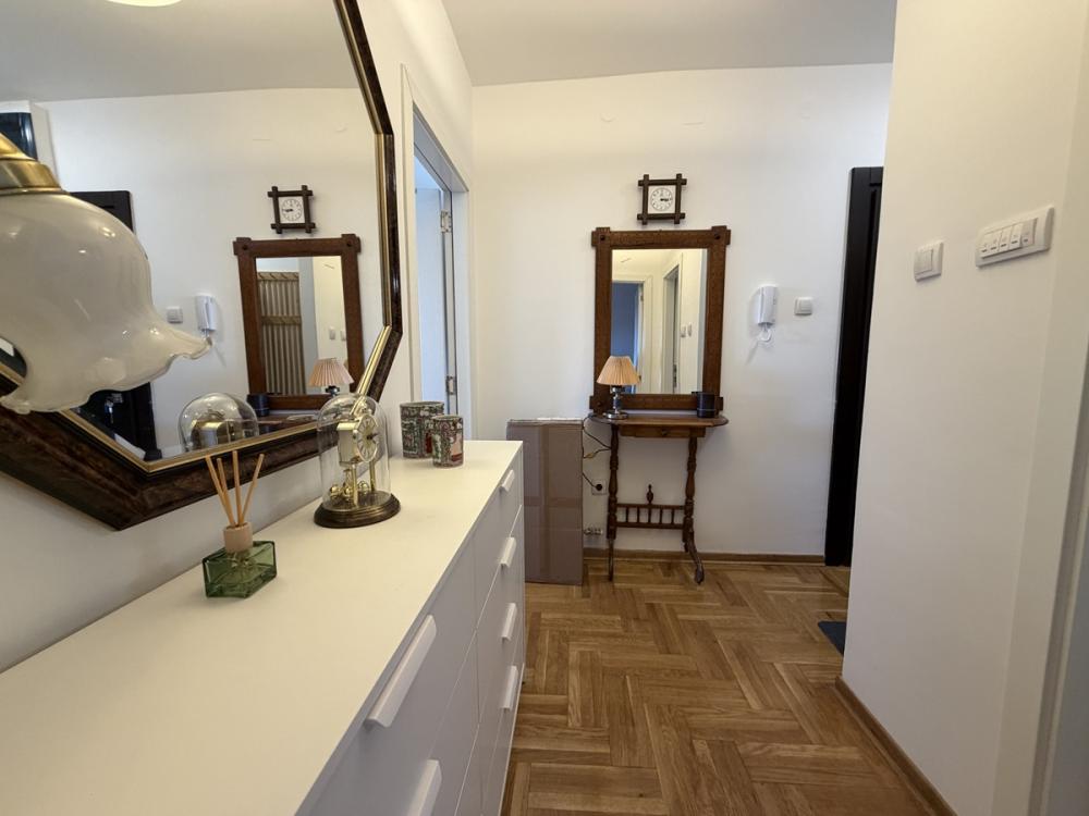 Stan na prodaju u Beogradu, Gornji grad, jednoiposoban, 36m2, cena 139680 evra