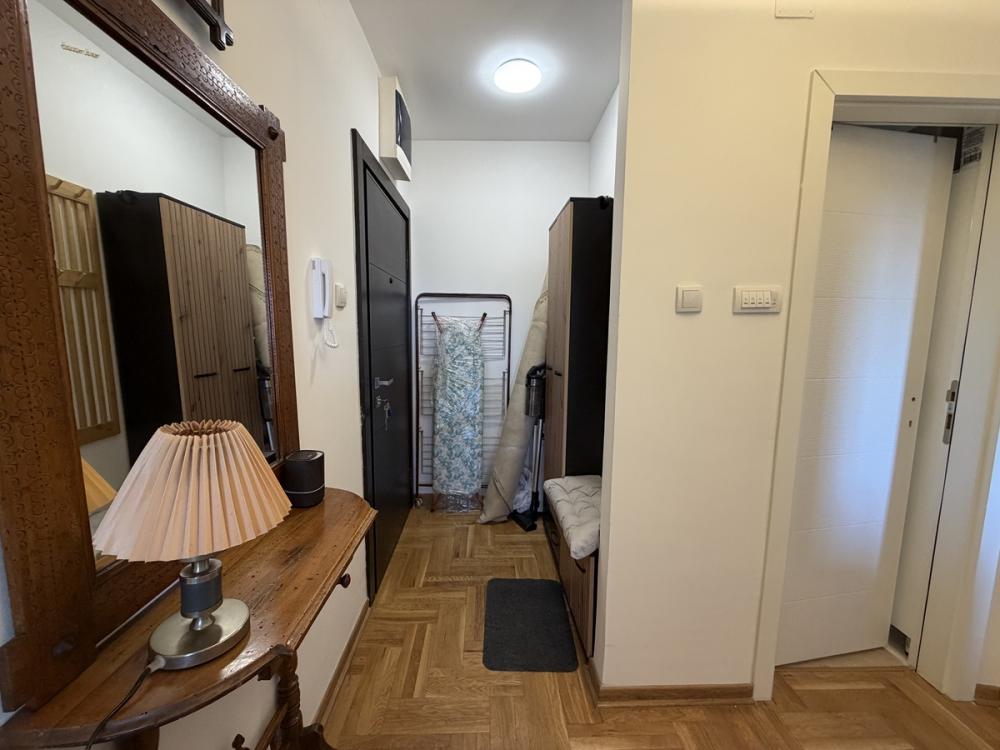 Stan na prodaju u Beogradu, Gornji grad, jednoiposoban, 36m2, cena 139680 evra