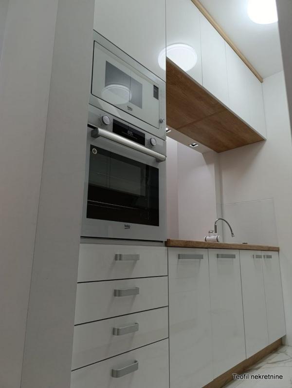 Stan na prodaju u Beogradu, Zvezdara, dvosoban, 50m2, cena 214900 evra
