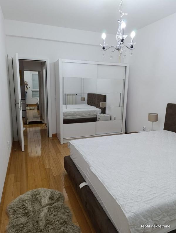 Stan na prodaju u Beogradu, Zvezdara, dvosoban, 50m2, cena 214900 evra