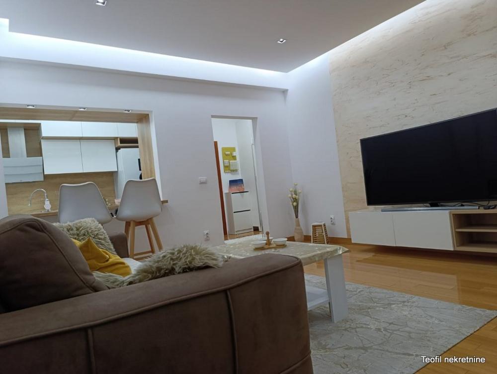 Stan na prodaju u Beogradu, Zvezdara, dvosoban, 50m2, cena 214900 evra