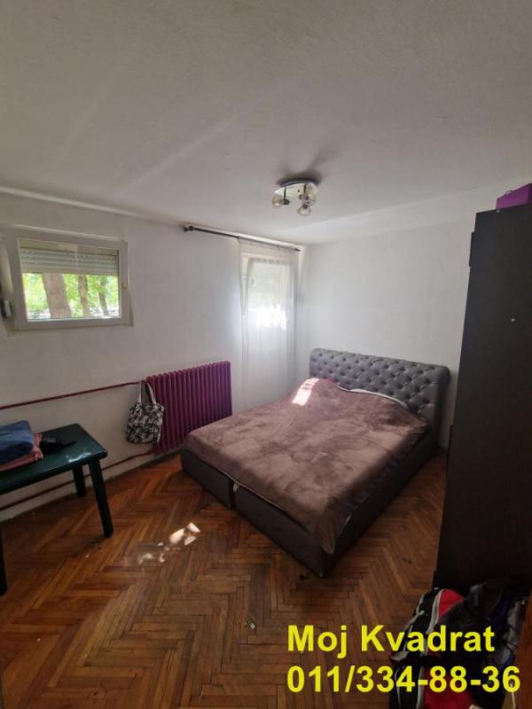 Stan na prodaju u Beogradu, Novi Beograd blok 45 (TC Enjub), trosoban, 82m2, cena 200000 evra