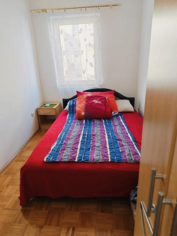 Stan na prodaju u Beogradu, Borča, jednoiposoban, 37m2, cena 80000 evra
