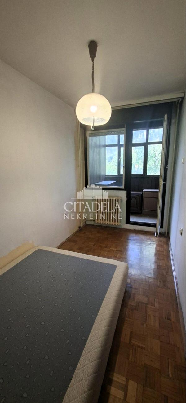 Stan na prodaju u Beogradu, Rakovica, dvoiposoban, 57m2, cena 159000 evra