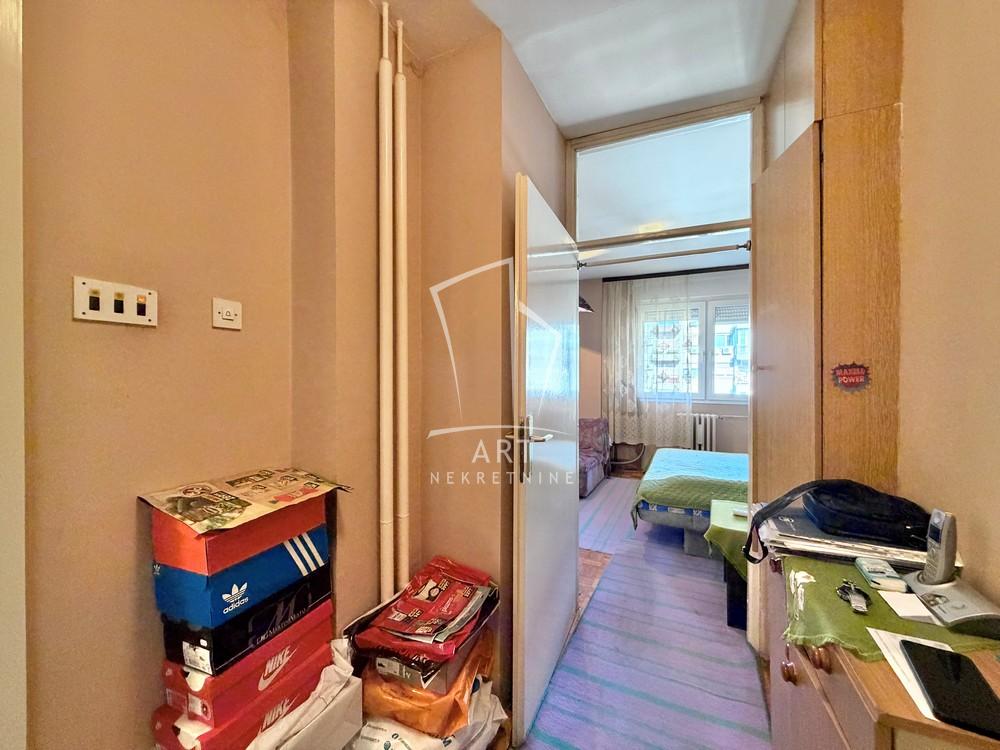 Stan na prodaju u Beogradu, Stari grad, 28m2, cena 174000 evra