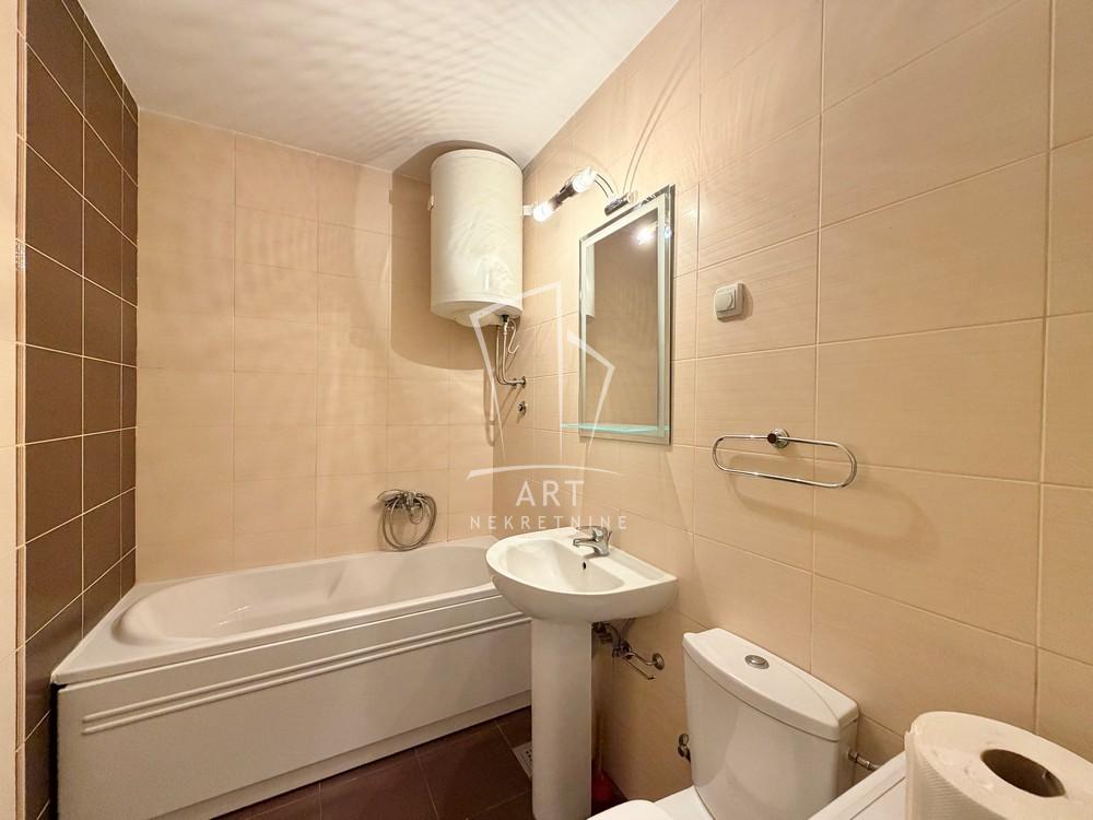 Stan na prodaju u Beogradu, Novi Beograd blok 63, jednosoban, 37m2, cena 173000 evra