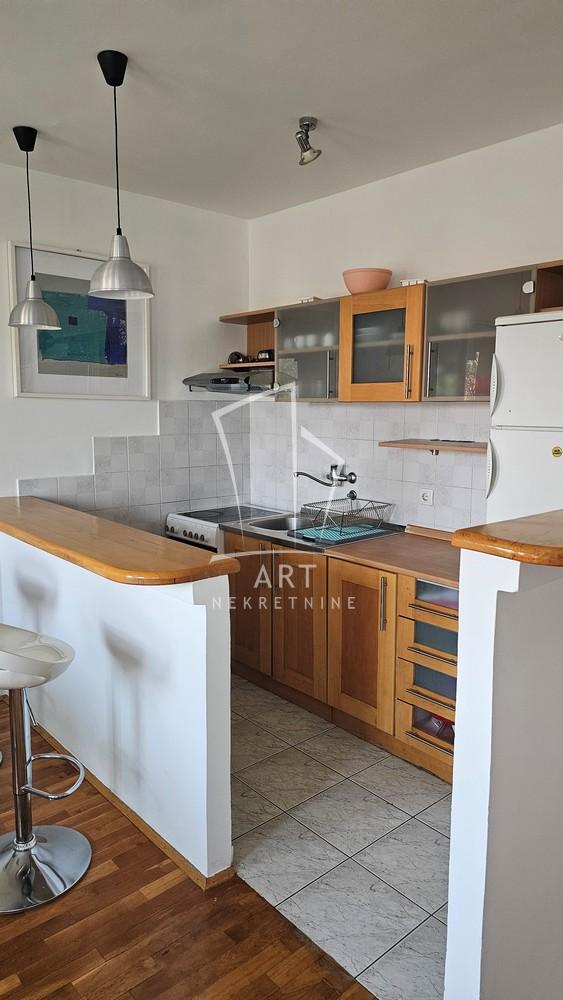 Stan na prodaju u Beogradu, Braće Jerković, dvosoban, 34m2, cena 139000 evra