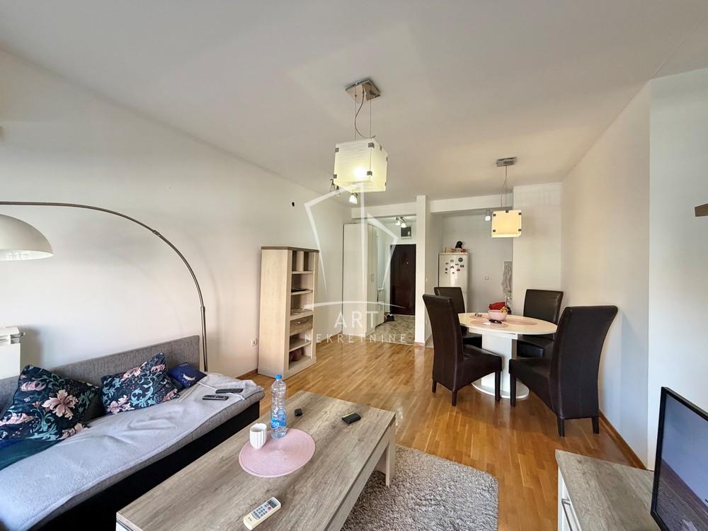 Stan na prodaju u Beogradu, Mirijevo, dvosoban, 45m2, cena 130000 evra