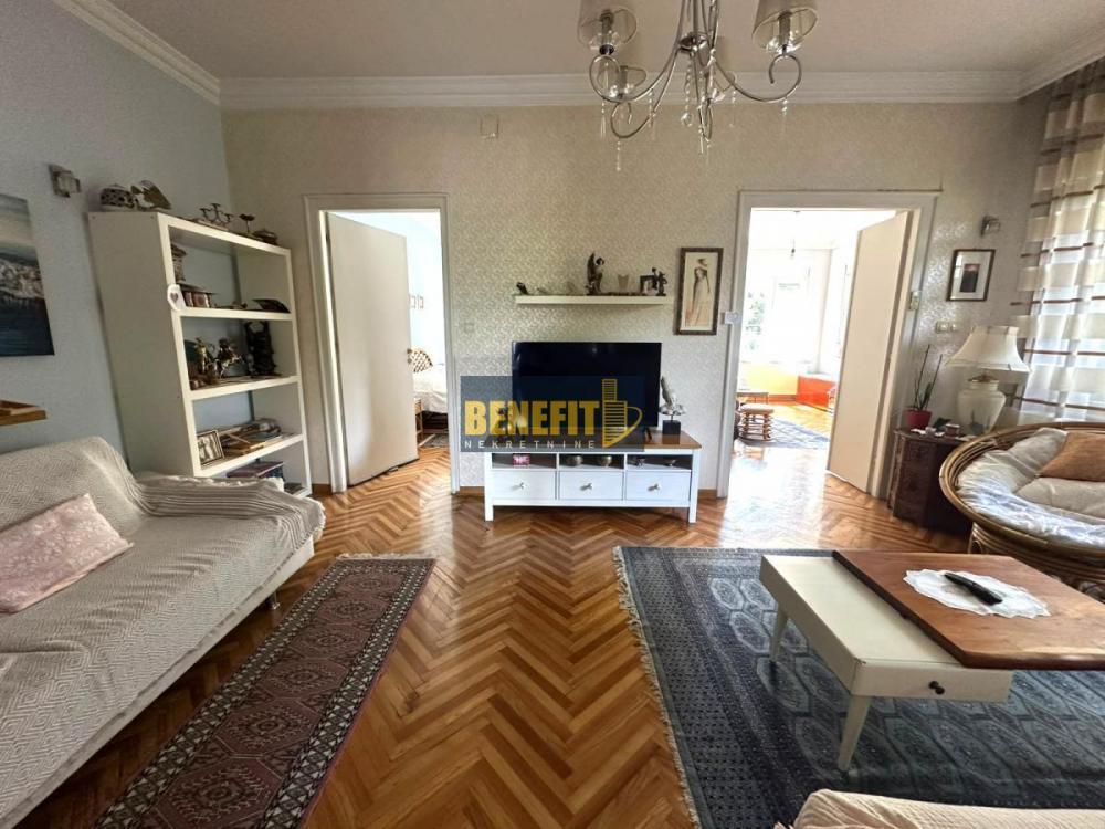 Stan na prodaju u Beogradu, Senjak, trosoban, 101m2, cena 490000 evra