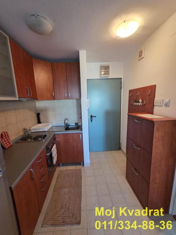 Stan na prodaju u Beogradu, Novi Beograd blok 45 (TC Enjub), jednosoban, 33m2, cena 148000 evra