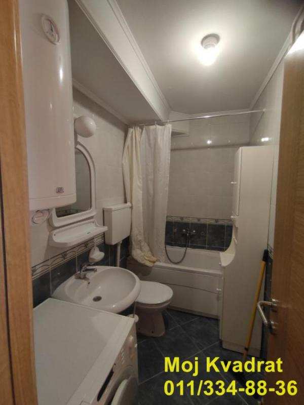 Stan na prodaju u Beogradu, Beograd (centar), jednoiposoban, 33m2, cena 175000 evra