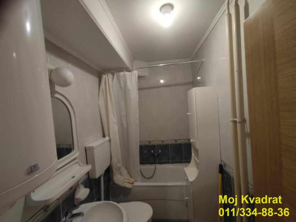 Stan na prodaju u Beogradu, Beograd (centar), jednoiposoban, 33m2, cena 175000 evra