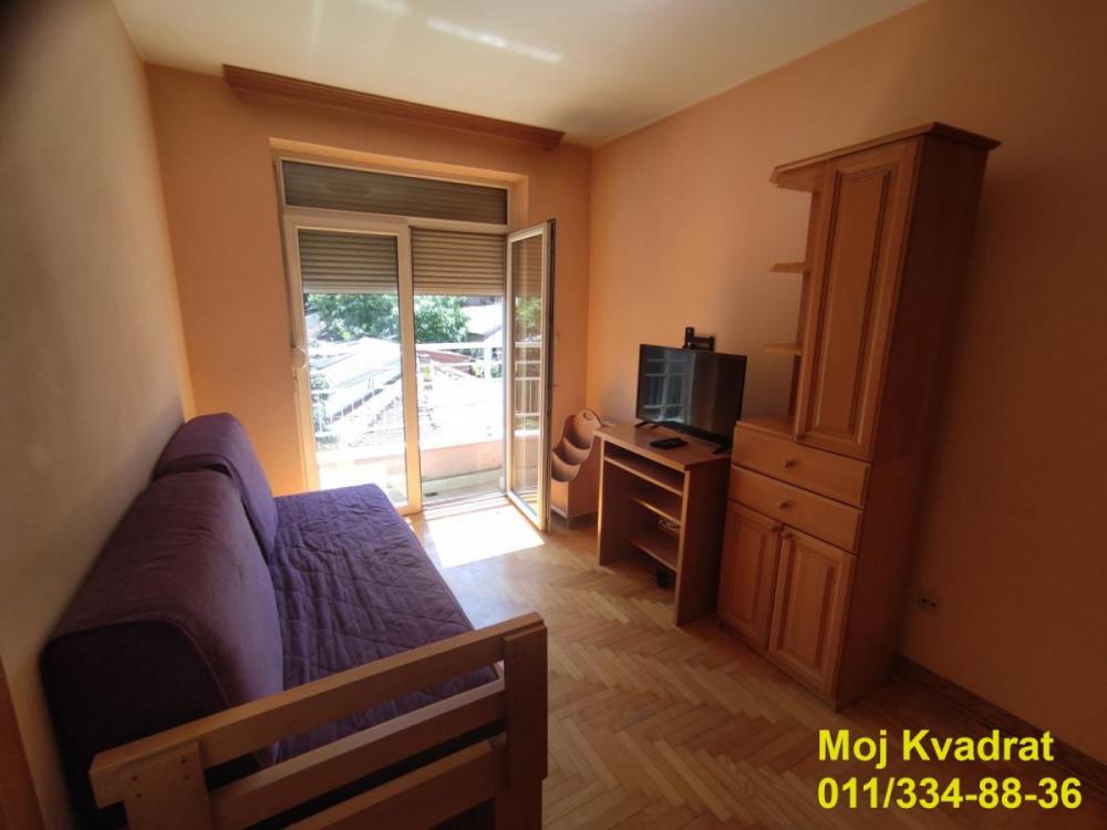 Stan na prodaju u Beogradu, Beograd (centar), jednoiposoban, 33m2, cena 175000 evra