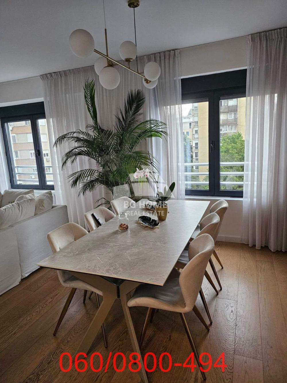 Stan na prodaju u Beogradu, Vračar, cetvorosoban, 106m2, cena 450000 evra