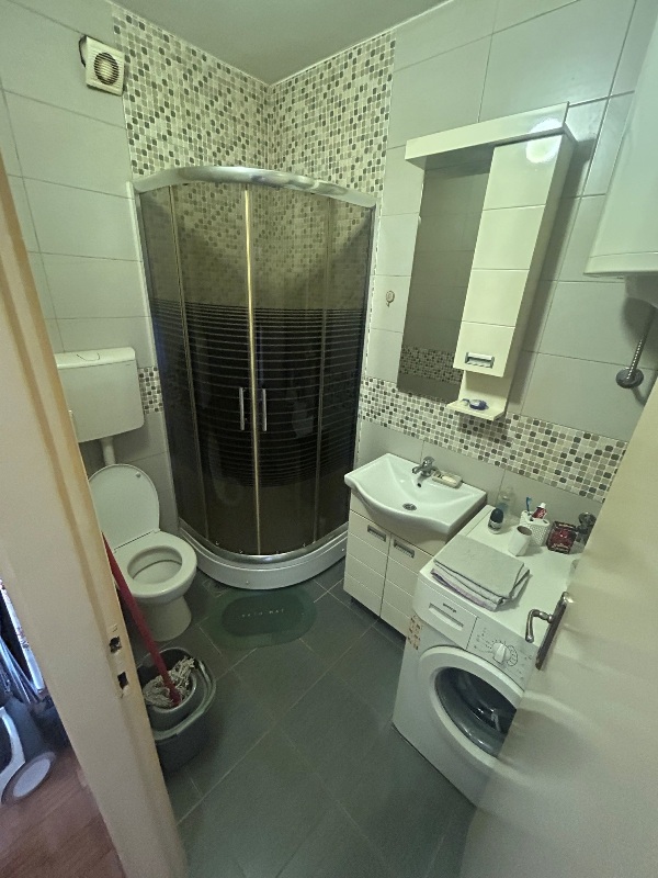 Stan na prodaju u Beogradu, Savski venac, jednoiposoban, 45m2, cena 185000 evra