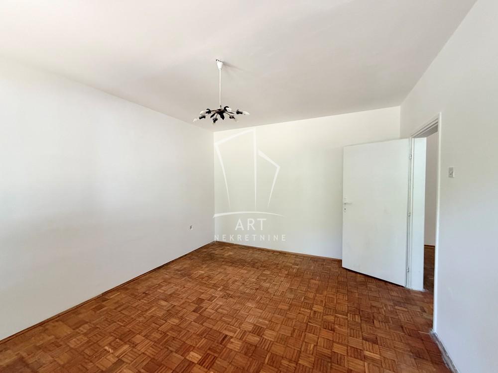 Stan na prodaju u Beogradu, Novi Beograd blok 45 (TC Enjub), dvosoban, 67m2, cena 269000 evra