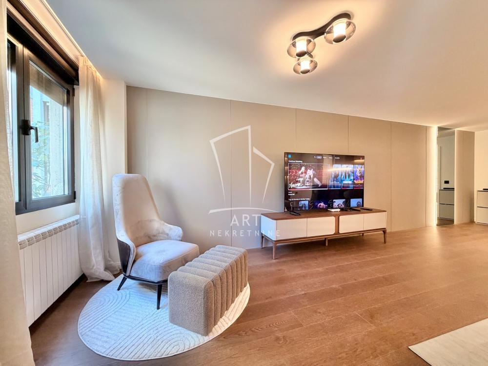 Stan na prodaju u Beogradu, Čukarica, dvosoban, 68m2, cena 246000 evra