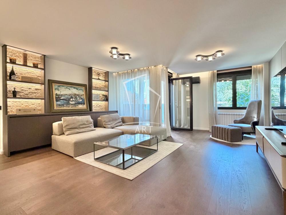 Stan na prodaju u Beogradu, Čukarica, dvosoban, 68m2, cena 246000 evra