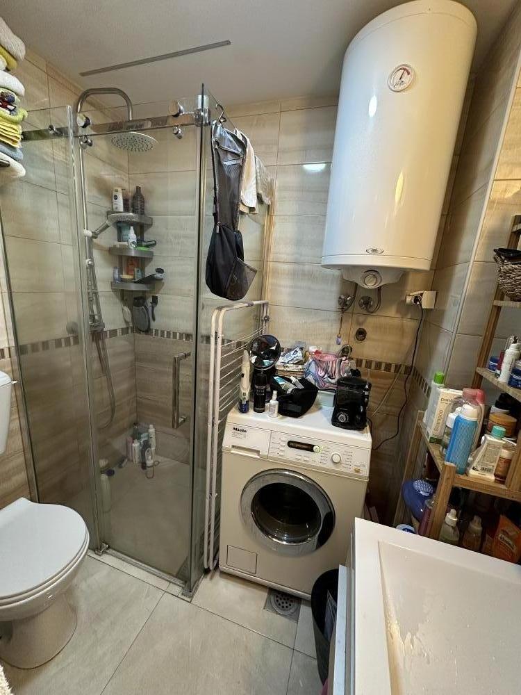 Stan na prodaju u Beogradu, Bulevar despota Stefana, trosoban, 63m2, cena 283500 evra
