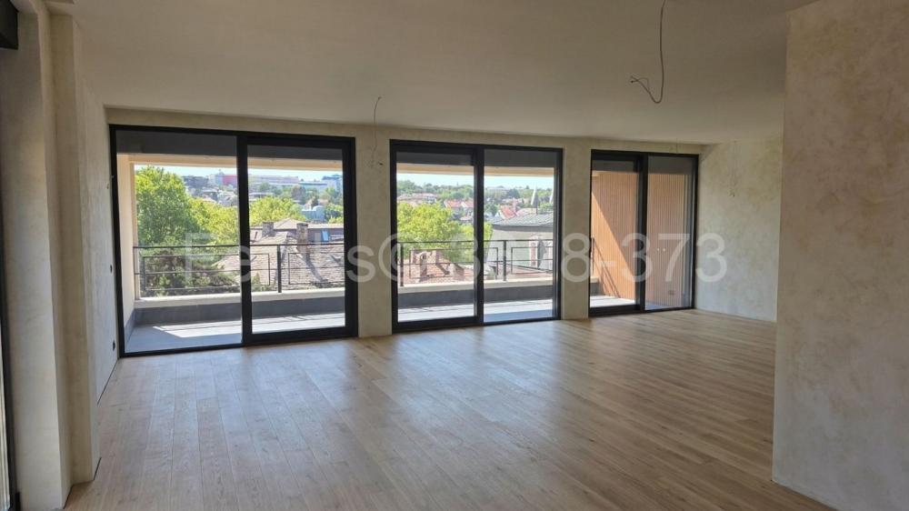 Stan na prodaju u Beogradu, trosoban, 162m2, cena 729000 evra