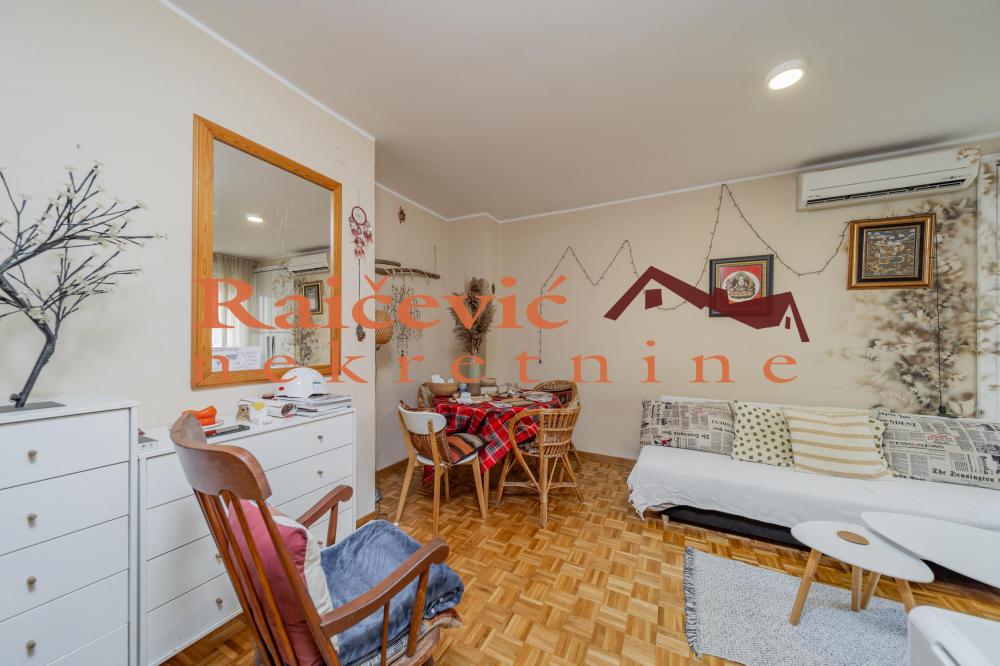 Stan na prodaju u Beogradu, Beograd (centar), dvosoban, 62m2, cena 260000 evra