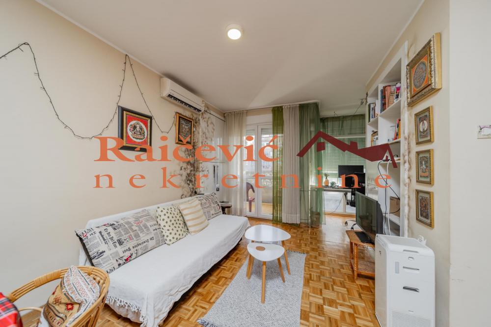 Stan na prodaju u Beogradu, Beograd (centar), dvosoban, 62m2, cena 260000 evra