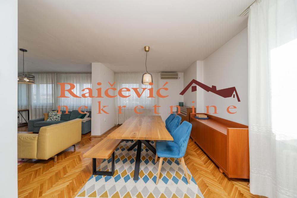 Stan na prodaju u Beogradu, Beograd (centar), trosoban, 108m2, cena 340000 evra