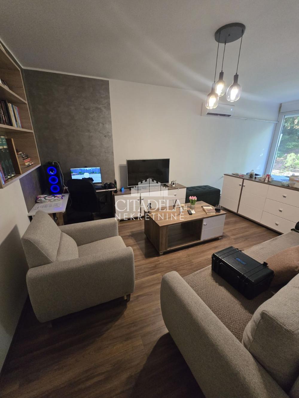 Stan na prodaju u Beogradu, Konjarnik, dvoiposoban, 56m2, cena 210000 evra