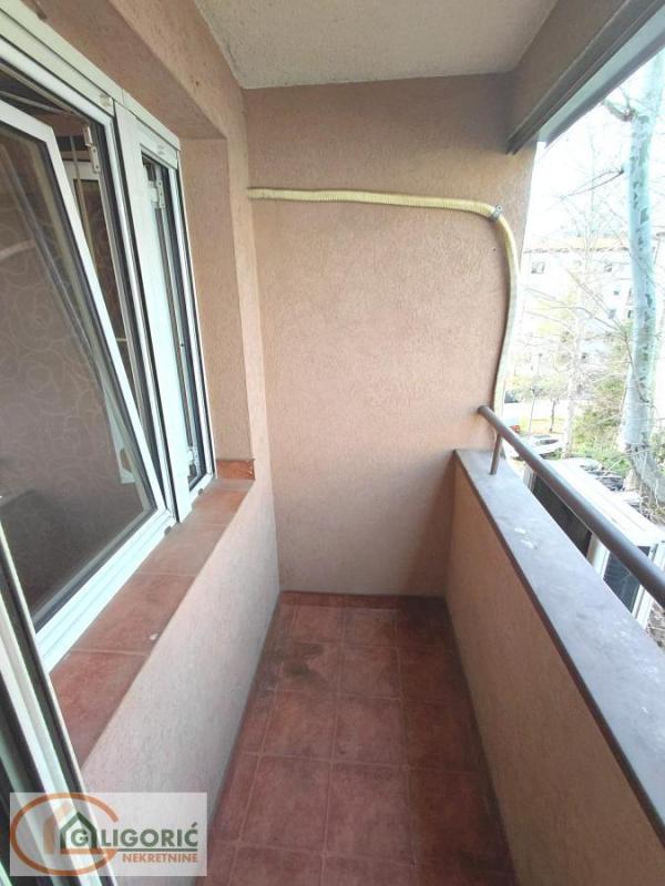 Stan na prodaju u Beogradu, Mirijevo, jednoiposoban, 40m2, cena 130000 evra