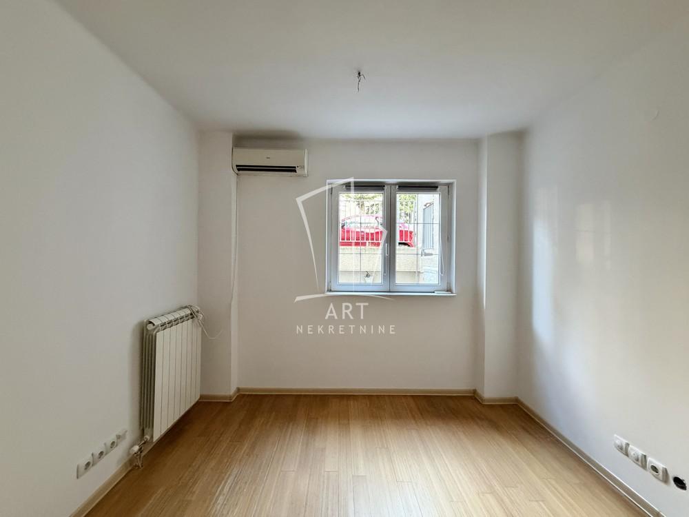 Stan na prodaju u Beogradu, Pašino brdo, dvosoban, 86m2, cena 269000 evra