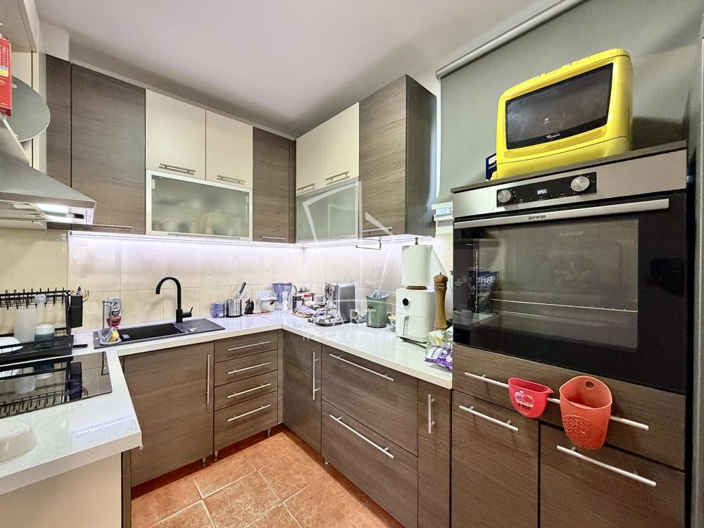 Stan na prodaju u Beogradu, Mirijevo, trosoban, 85m2, cena 230000 evra