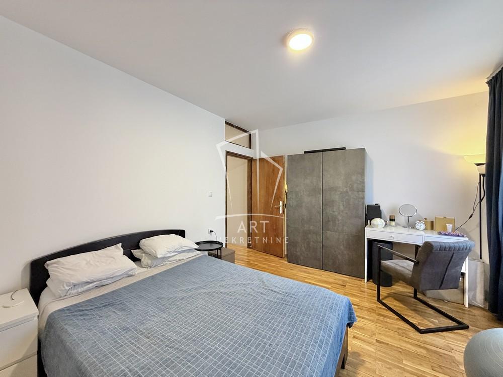 Stan na prodaju u Beogradu, Voždovac, 48m2, cena 284000 evra